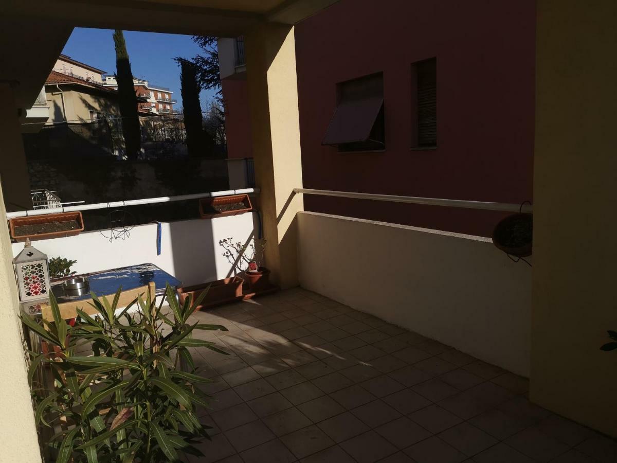 B&B Del Viale LʼAquila Exterior foto